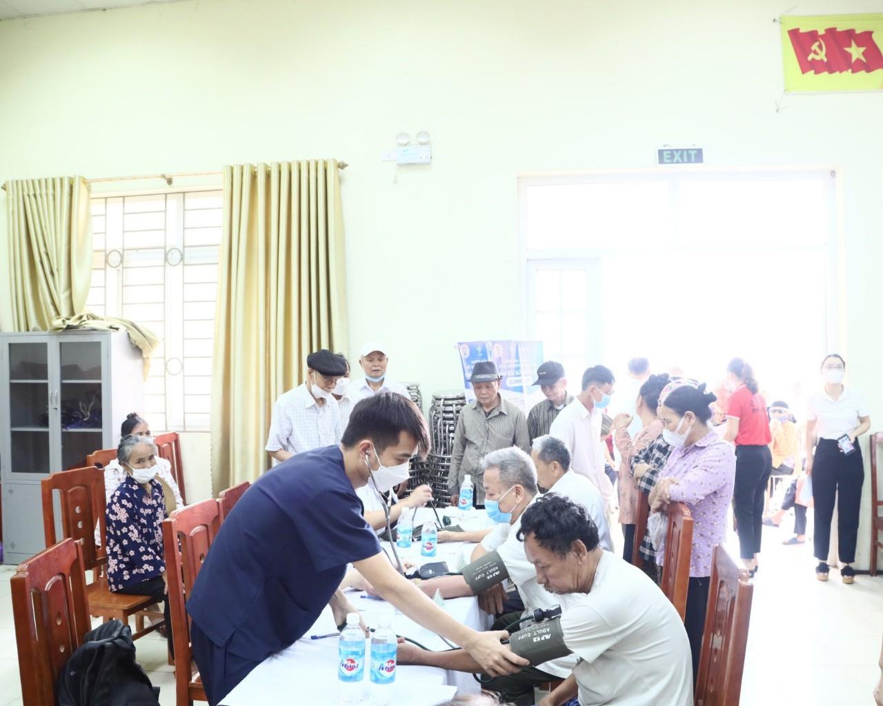 Ngày 15/5/2023, Mê Linh phát động chương trình khám, quản lý sức khỏe cho Nhân dân