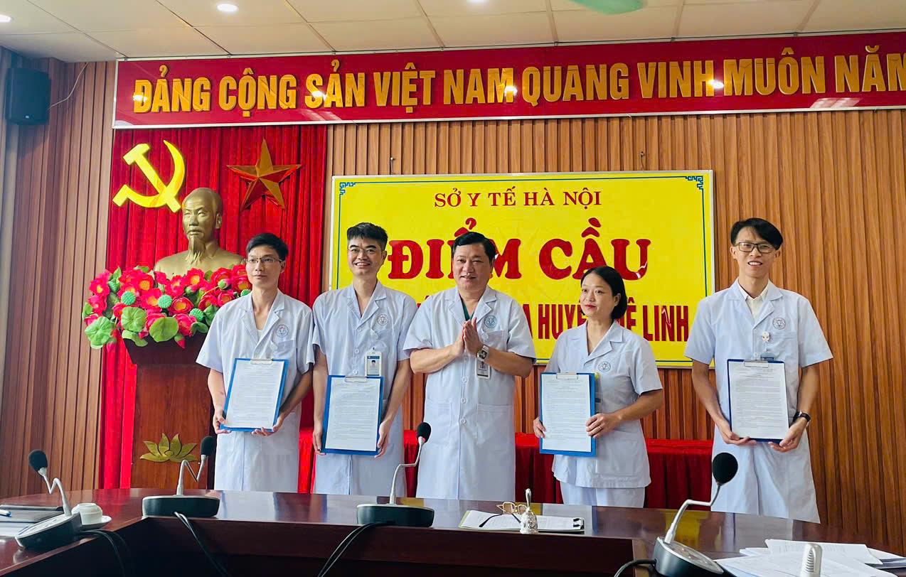 CÔNG BỐ CÁC QUYẾT ĐỊNH BỔ NHIỆM LÃNH ĐẠO KHOA