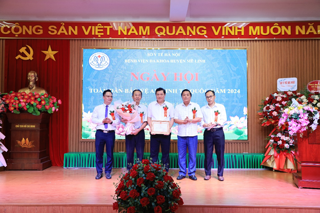 Bệnh viện Đa khoa huyện Mê Linh tổ chức ngày hội toàn dân bảo vệ an ninh Tổ quốc năm 2024