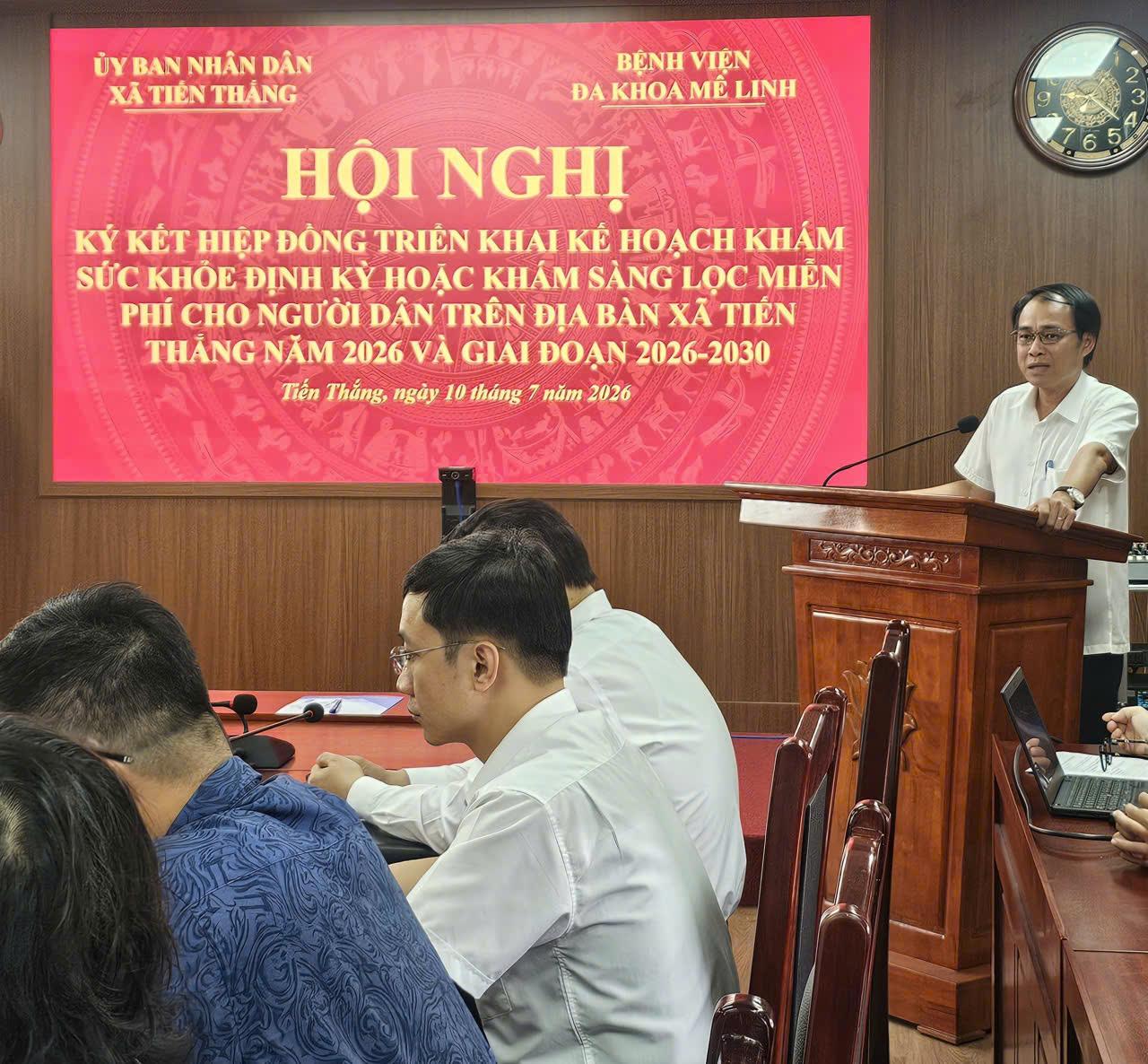 a-hau-phat-bieu.jpg